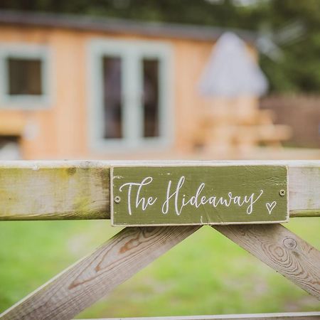 Готель The Hideaway At Hiddenwood Glamping Corsley Екстер'єр фото